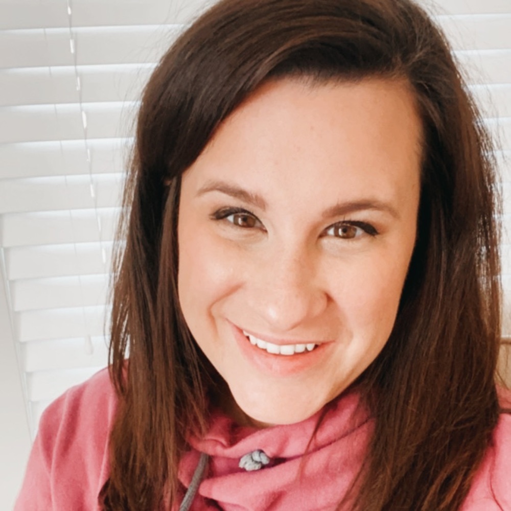 Meet your Posher, Adriane
